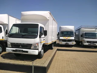 Fuso Canter Container Box