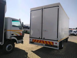 Fuso Canter Container Box