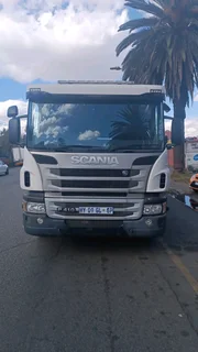 Scania P 410 16 tone Tag Axle