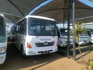 Hino 500 Skool Bush 40 Seaters