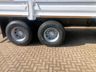 Isuzu FVZ Double Axle Automatic