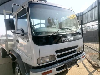 Isuzu FTR 800