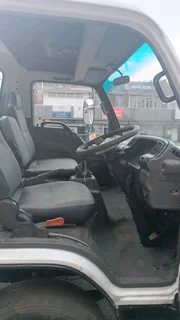 Isuzu NPR 400 4 tone Roll back