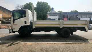 Isuzu NPR 400 4 tone