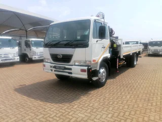 Nissan UD 80 with Crane