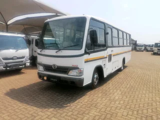 Hino 300 Bus 35 seaters