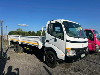 Toyota Dyna 4 tone