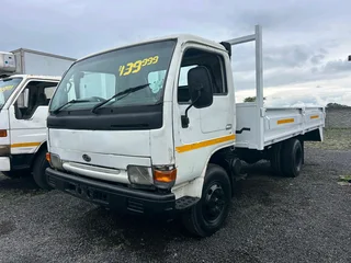 Nissan UD 40