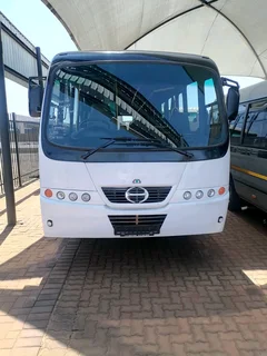 Hino 300 Bus 36 Seaters