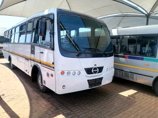 Hino 300 Bus 36 Seaters