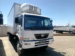 Nissan UD 85 Fridge