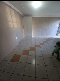 Bachelor to rent immediately in Gezina Pretoria Incl. Water n Elect. Watsup ONLY 0728269090
