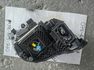 2014 TO 2018 MERCEDES E-CLASS W212 HEADLIGHT FOR SALE YOU CAN CONTACT US ON 0786993618 FOR FURTHER A