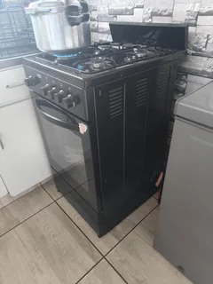 Gas stove te koop vir 3800rand