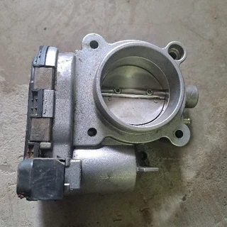 Mercedes 208 /203 spares read the description