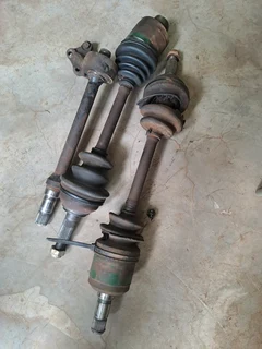 Mazda 2liter fe drive shafts read descr