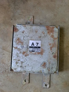 Nissan hardbody computer box