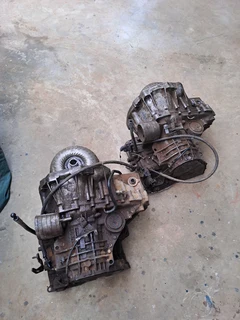 Nissan sentra automatic gearboxes read description