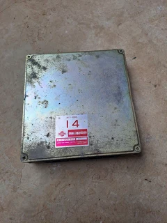 Nissan sentra box shape read discription