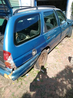 Ford escort mk5 zetec station wagen read