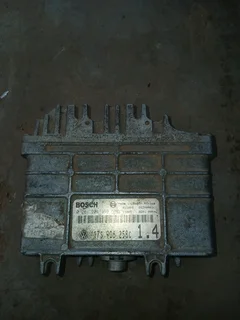 Vw golf 1 1.4 computer box