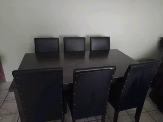 Dining room table and 6 chairs