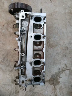Vw golf 4  crossflow cylinder head