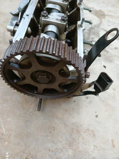 Vw golf 4  crossflow cylinder head