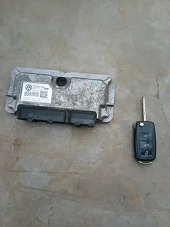 Vw polo 6 clpb ecu with 3 button remote