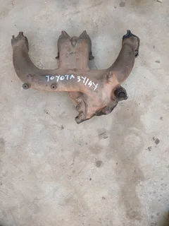 Toyota 4y engine spares