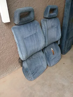 Vw Caravelle seats read description