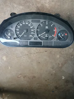 BMW e46 320d instrument clusters