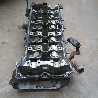 Nissan sabre boot read description