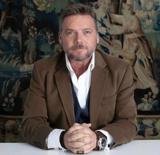 CORPORATE &amp; SOCIAL HEADSHOT PHOTOGRAPHY