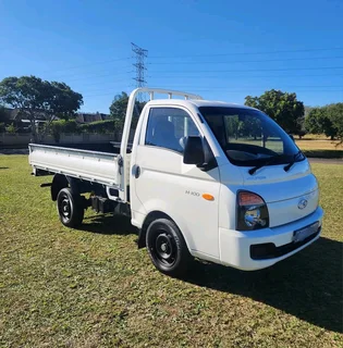 Hyundai H100 2.6D Tipper