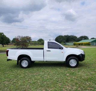Isuzu D-Max 250C Fleetside