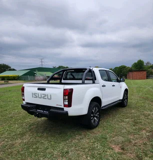 Isuzu KB250 D-TEQ X-RIDER D/C