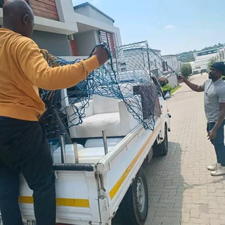 H100 bakkie for all your move