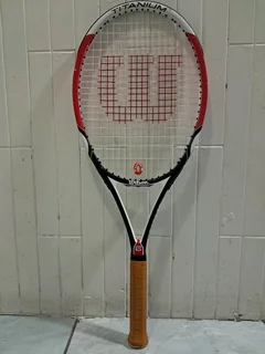Tennis bat