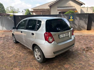 2011 Chevrolet Aveo Hatchback