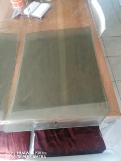 Jeep Cherokee window glasses