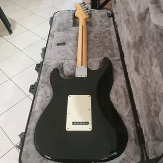 Fender Stratocaster