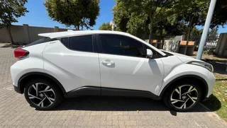 2022 Toyota C-HR Hatchback