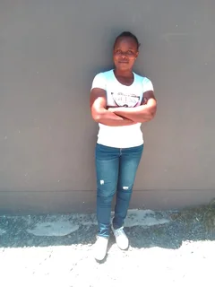 I  Can Clean  Very Well Including Splendid Laundry. Am Seeking  Chars Or A Fulltime Position