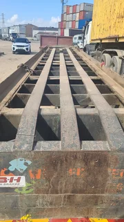 Drawbar hooklift trailer