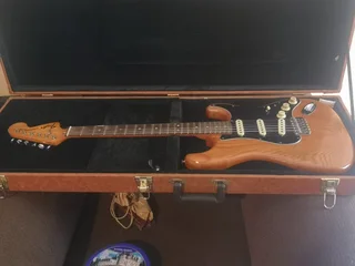 Guitar - Ad posted by Ricardo Mendoza