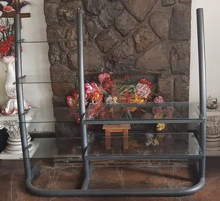 Steel and glass Wall unit