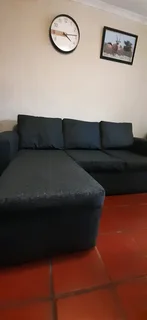 L  Couch