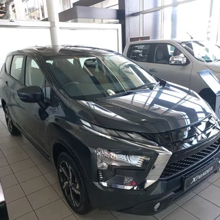 XPANDER 7 SEATER