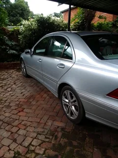 Mercedes Benz C200, everyday on the road, paper in order, buyer only contact 082 650 0469